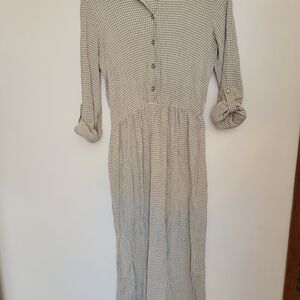 Elegant Checkered Button-Up Dress